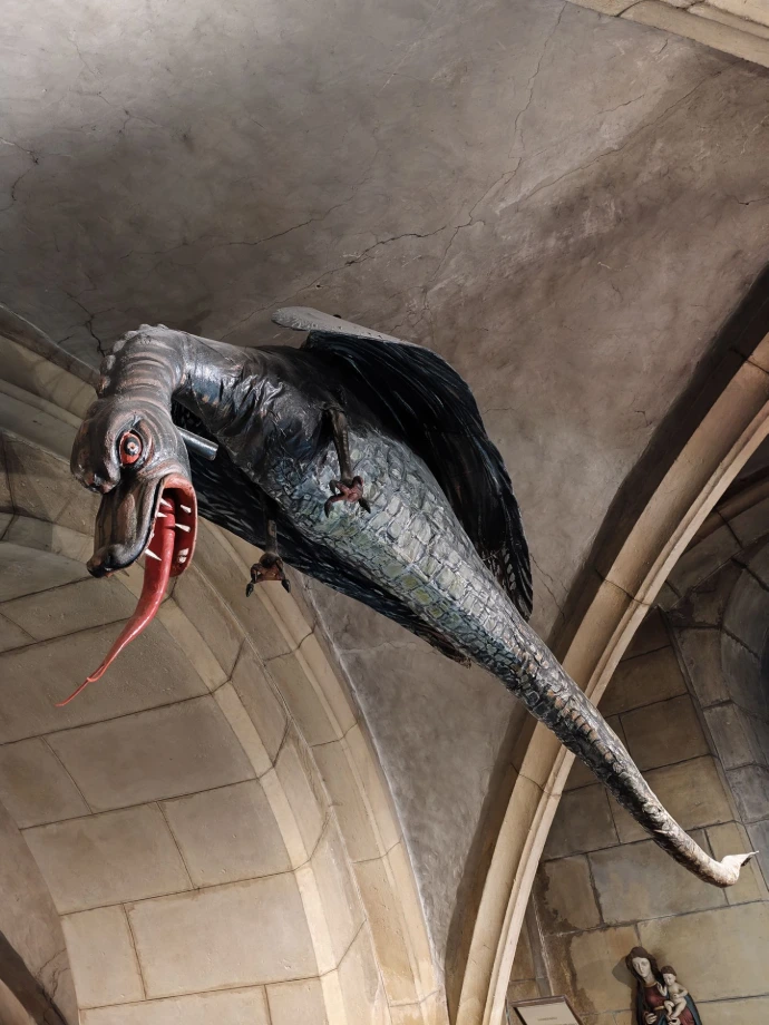 Statue du Graoully dans la Crypte de la Cathédrale de Metz