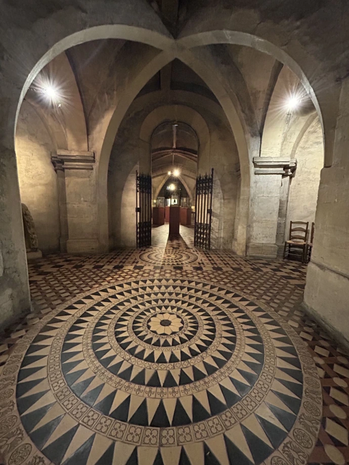 Vue intérieure de la Crypte 