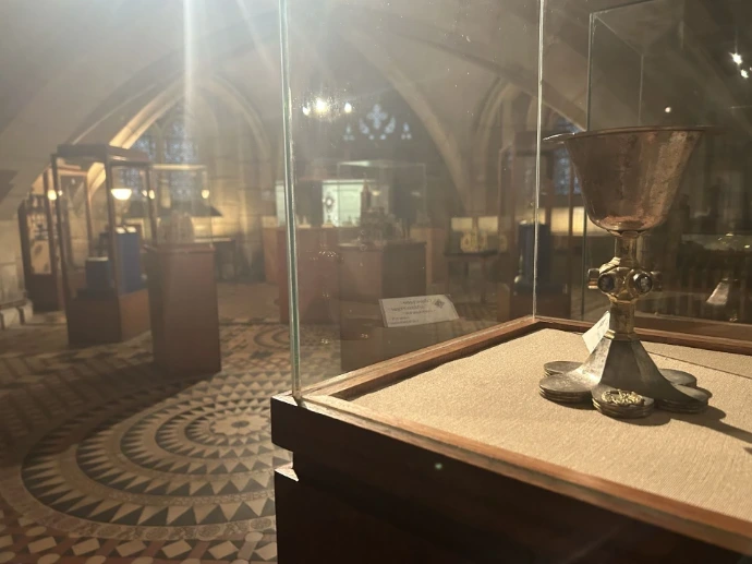 Vue de la Crypte et ses vitrines