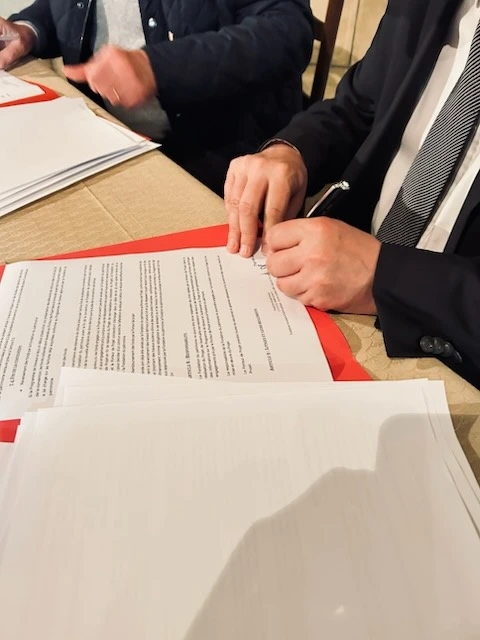 Signature de la convention entre l'Oeuvre de la Cathédrale et la Fondation du Patrimoine